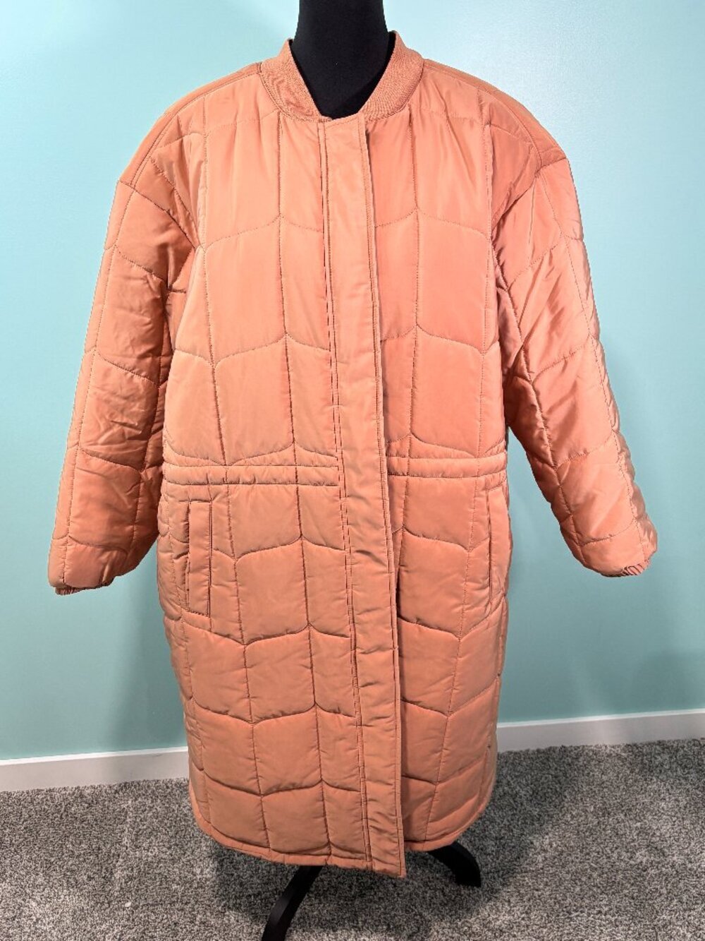 AMAZON ESSENTIALS LONG PUFFER COAT    3X       Lot M